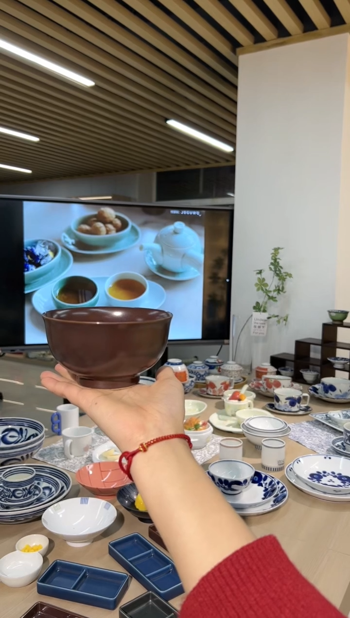 【闪购商品】瓷片稳诚饭碗中（茶）