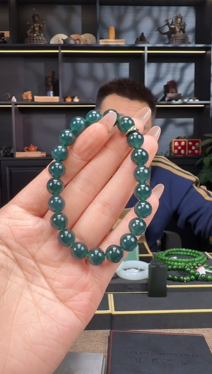 【闪购商品】翡翠手链未镶嵌10mm圆珠手串