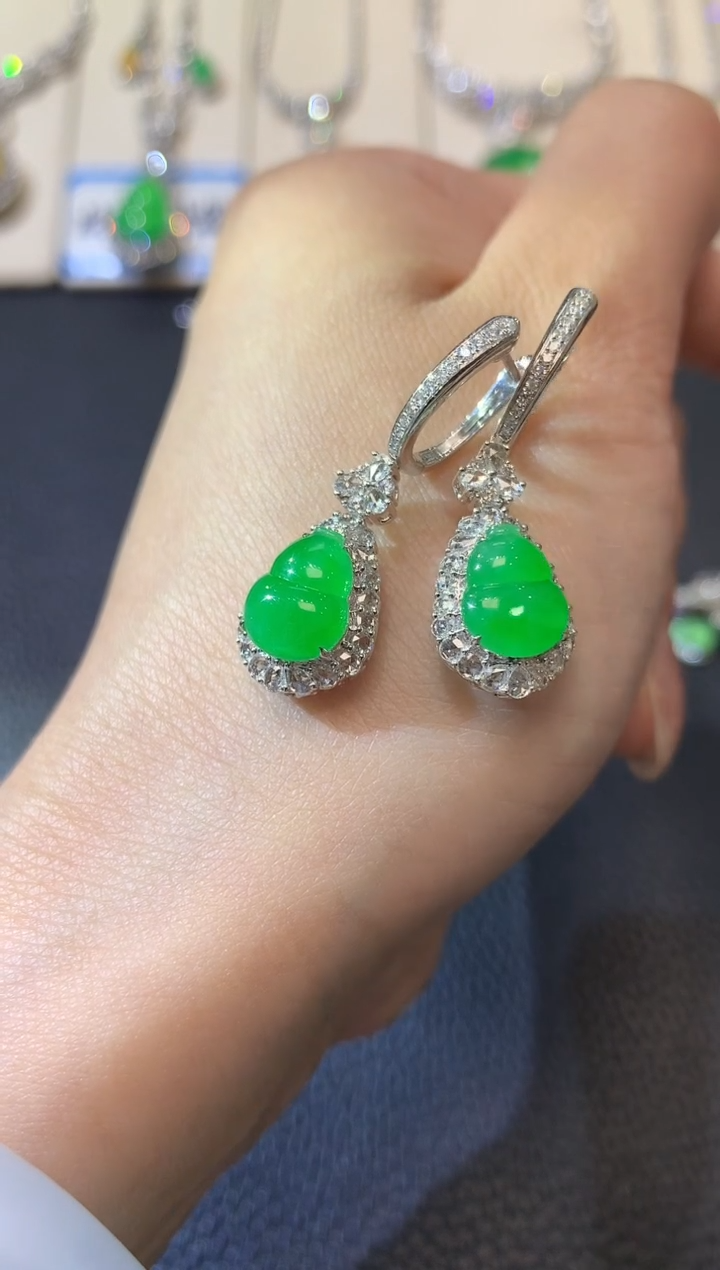 翡翠18K金镶嵌耳饰C80翡翠