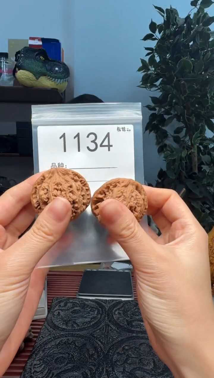 把件文玩核桃1134大粗筋41
