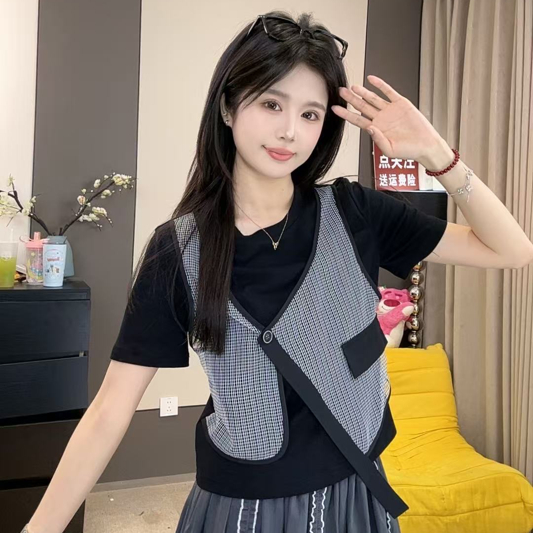 蔡小姐拼接亲肤女T恤2025夏新款显瘦短袖不对称创意时尚潮流上衣