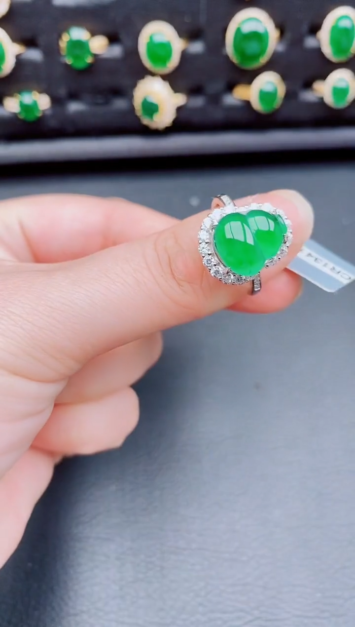 【闪购商品】翡翠戒指银S925镶嵌天然a货翡翠159