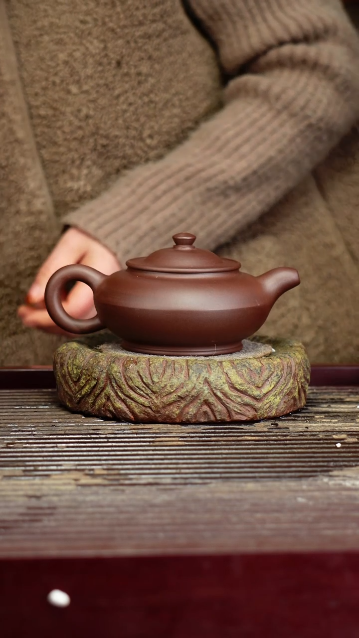 宜兴原矿紫砂壶茶壶宜兴原矿紫砂壶茶壶200C