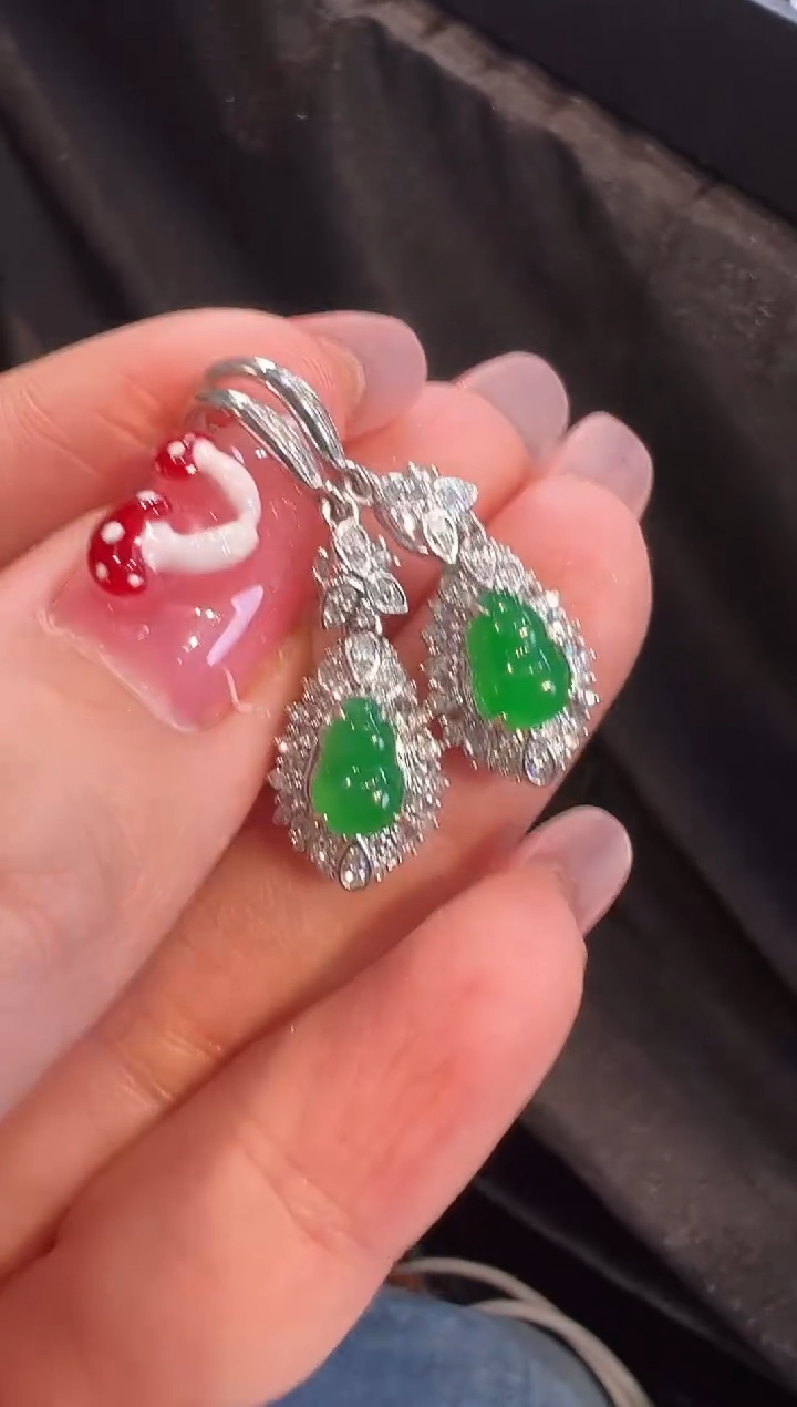 【闪购商品】翡翠耳饰18K金镶嵌耳饰