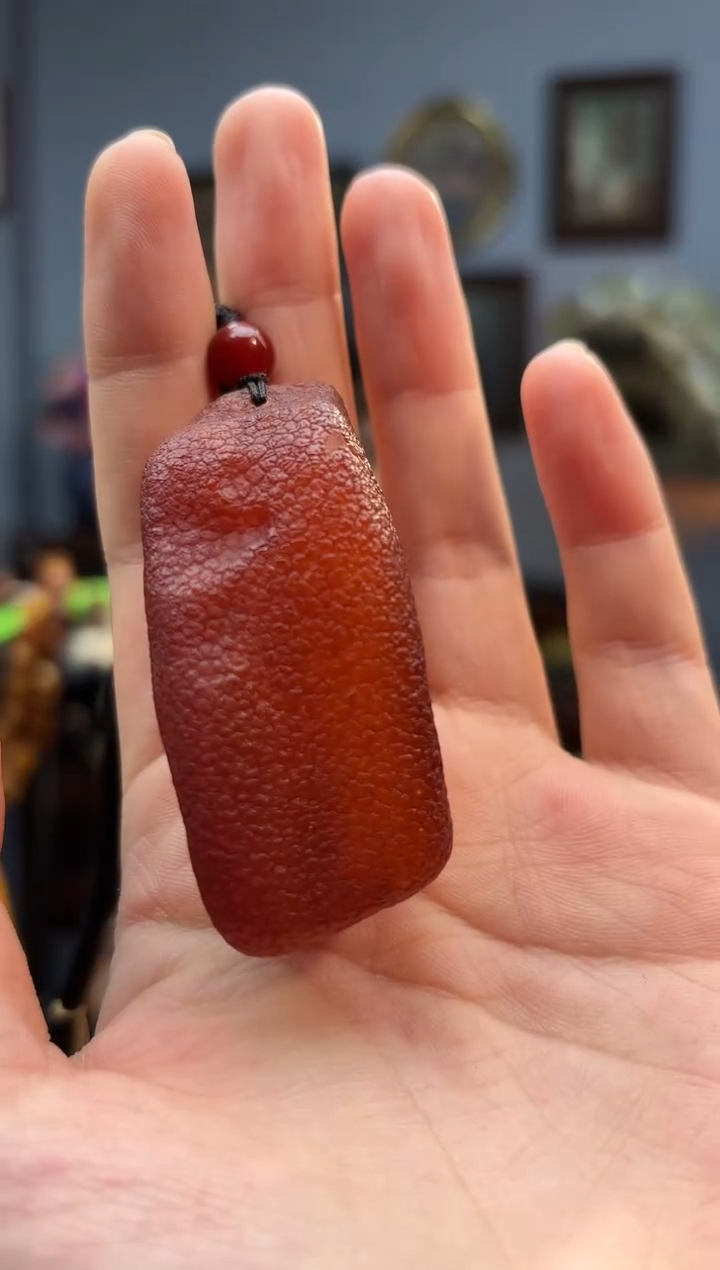 琥珀颈饰未镶嵌手把