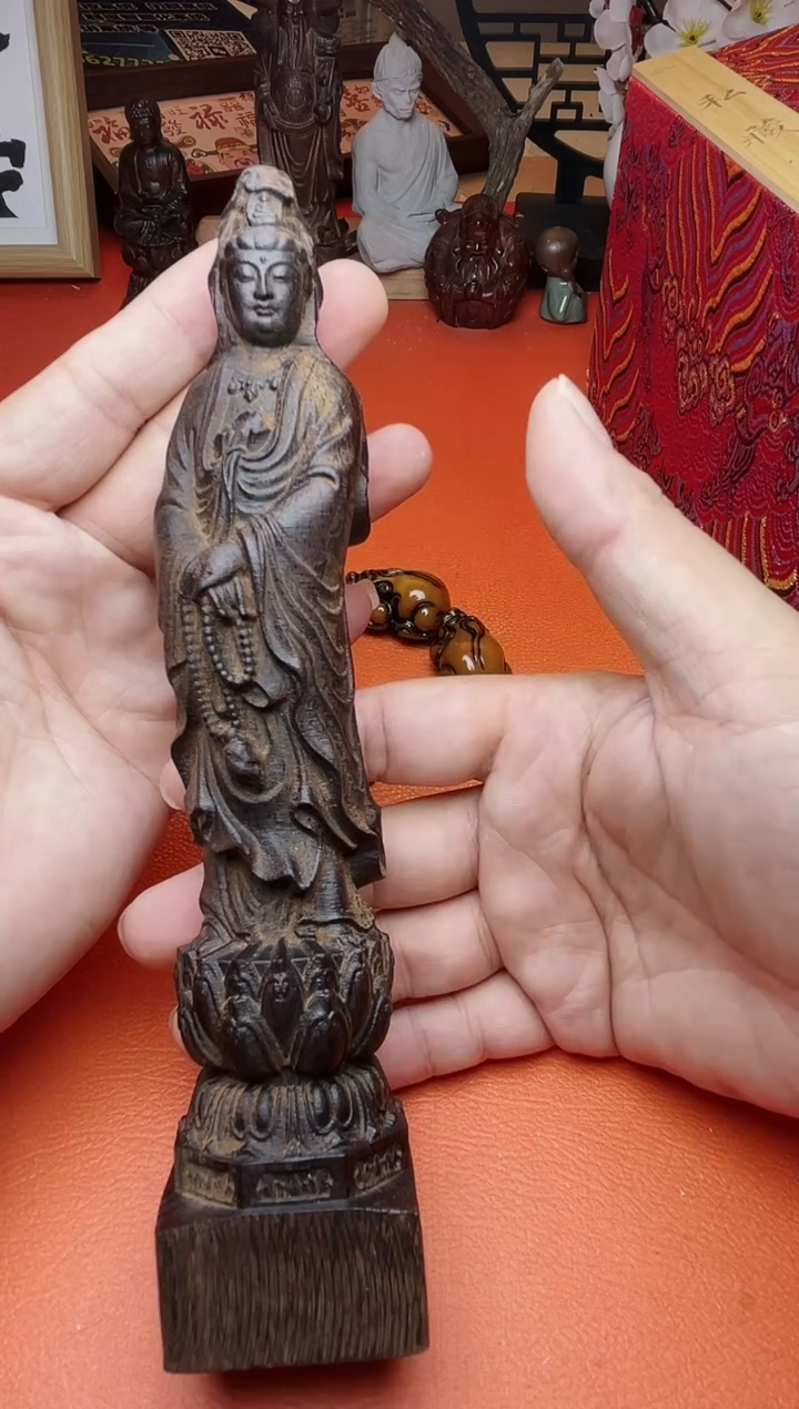檀香木文玩手串  文玩手串 