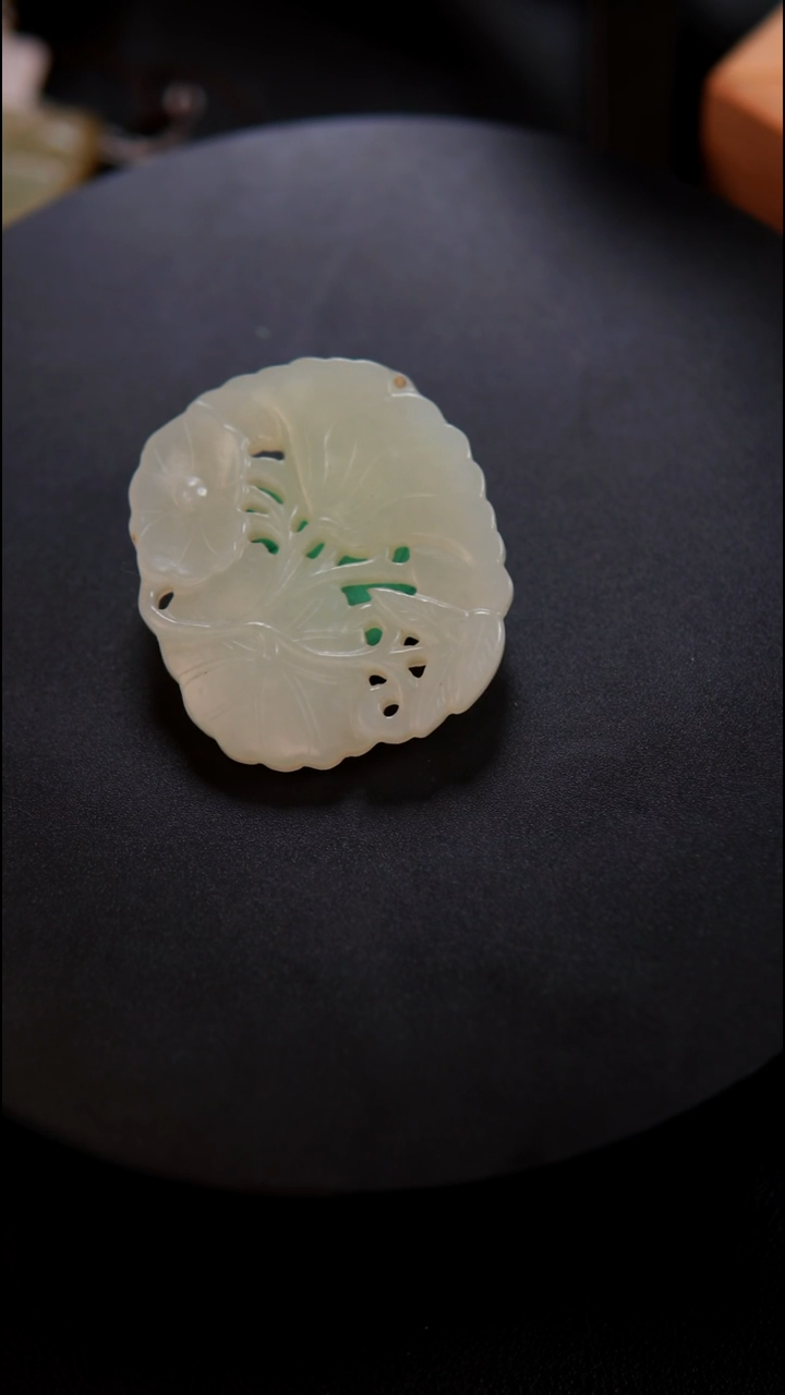 未镶嵌和田玉挂件连****81