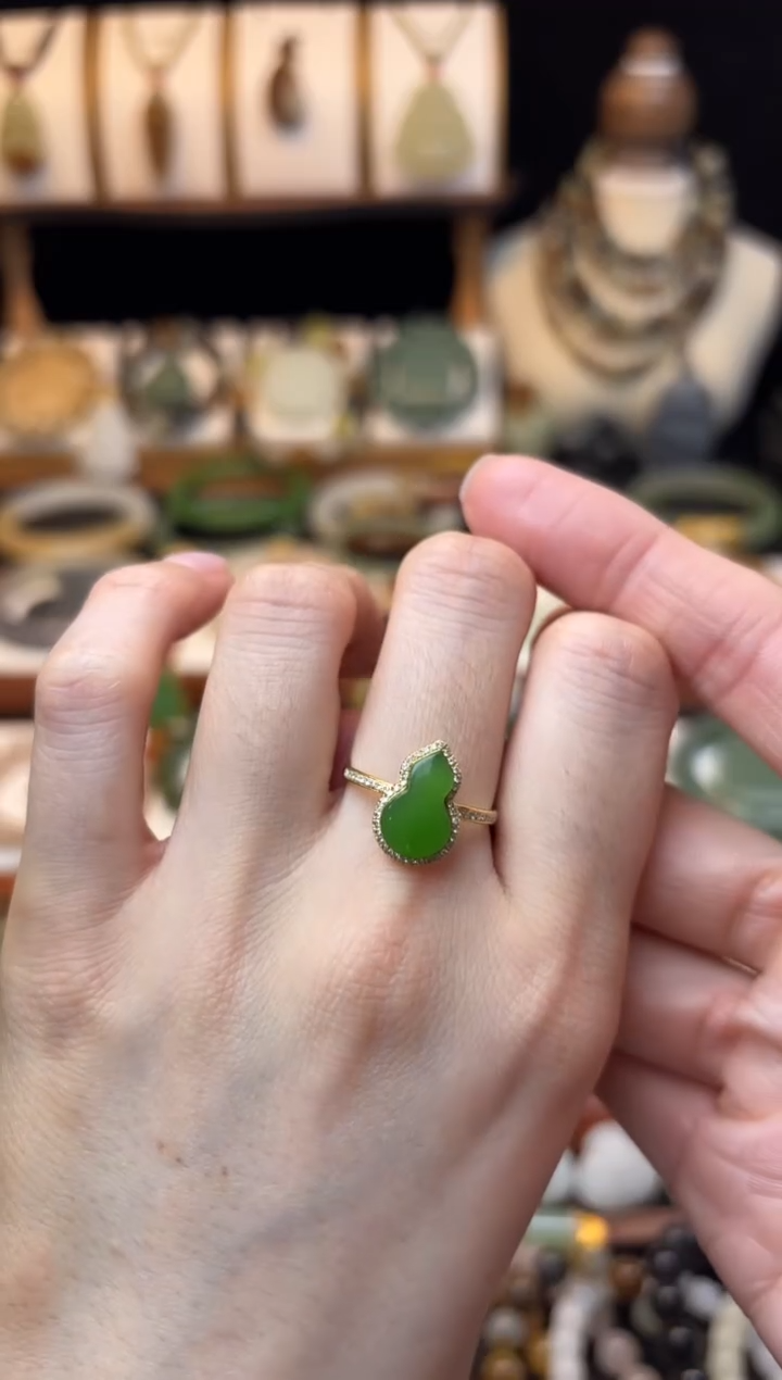 【闪购商品】和田玉戒指18K金镶嵌1