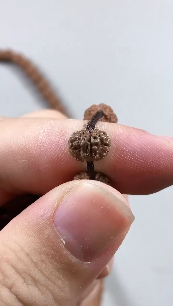 吊坠金刚菩提805平细梅花108长串9mm