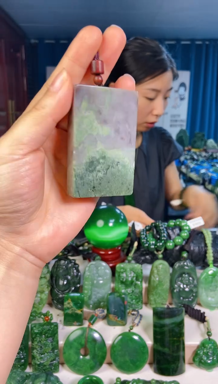 和田玉未镶嵌挂件1