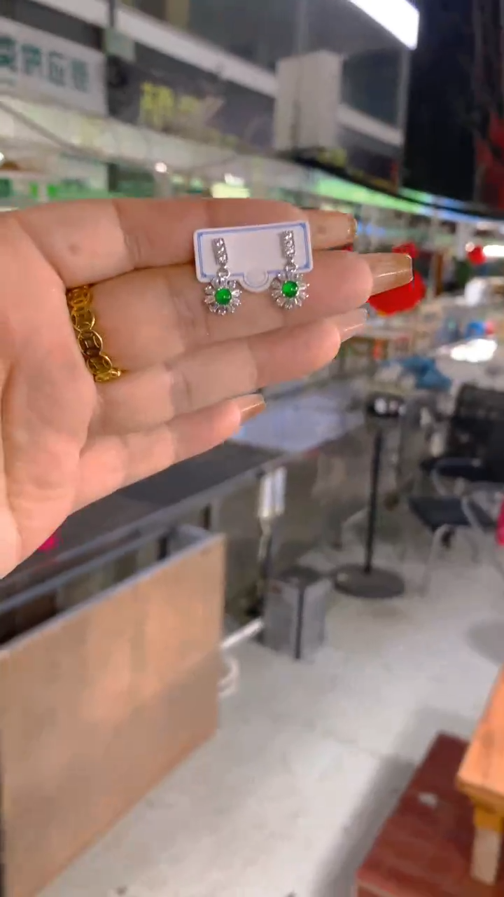 【闪购商品】翡翠耳饰未镶嵌0548596712/多样性发一