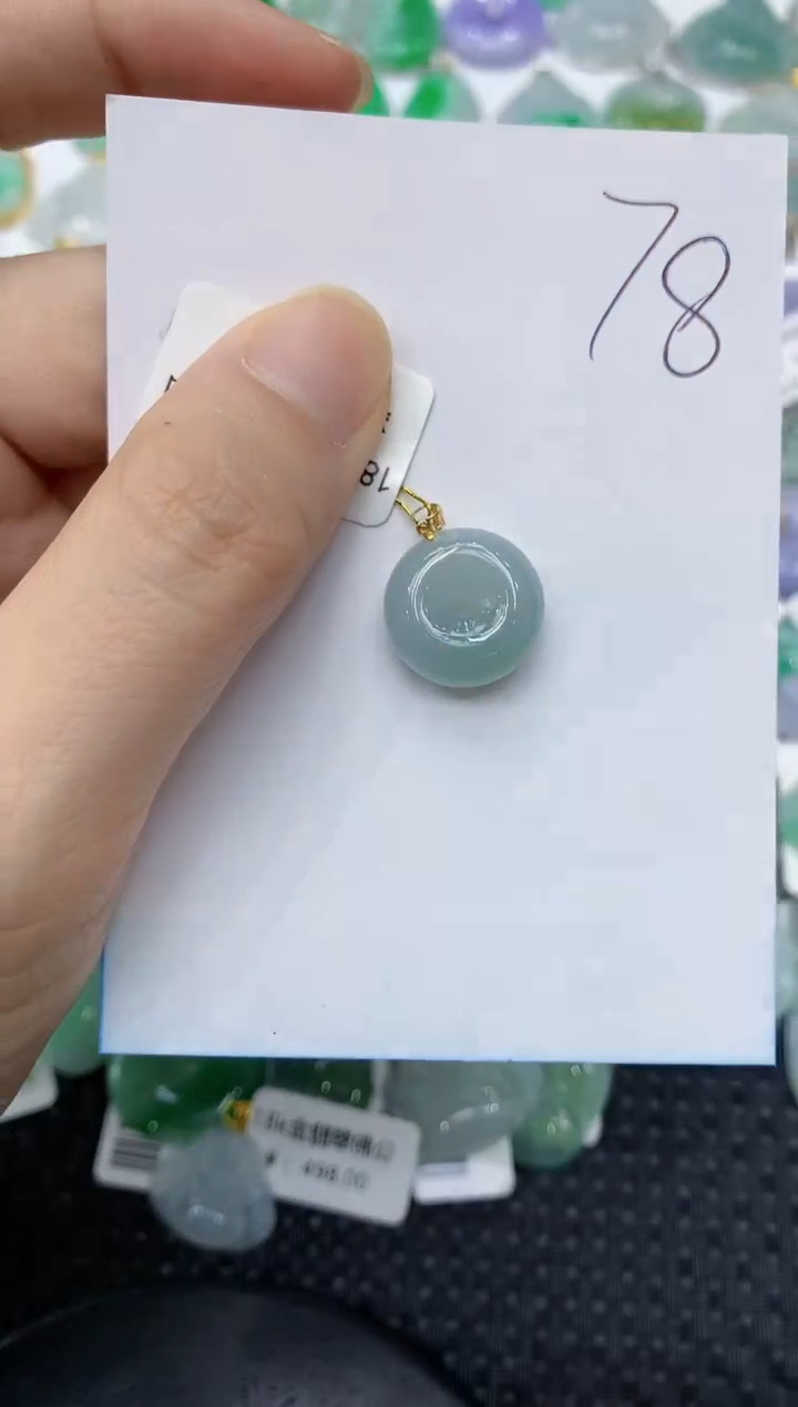翡翠18K金镶嵌颈饰111111111