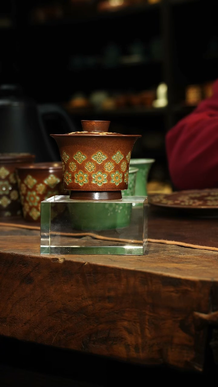 【闪购商品】瓷片李斌 宝相系列 马蹄盖碗