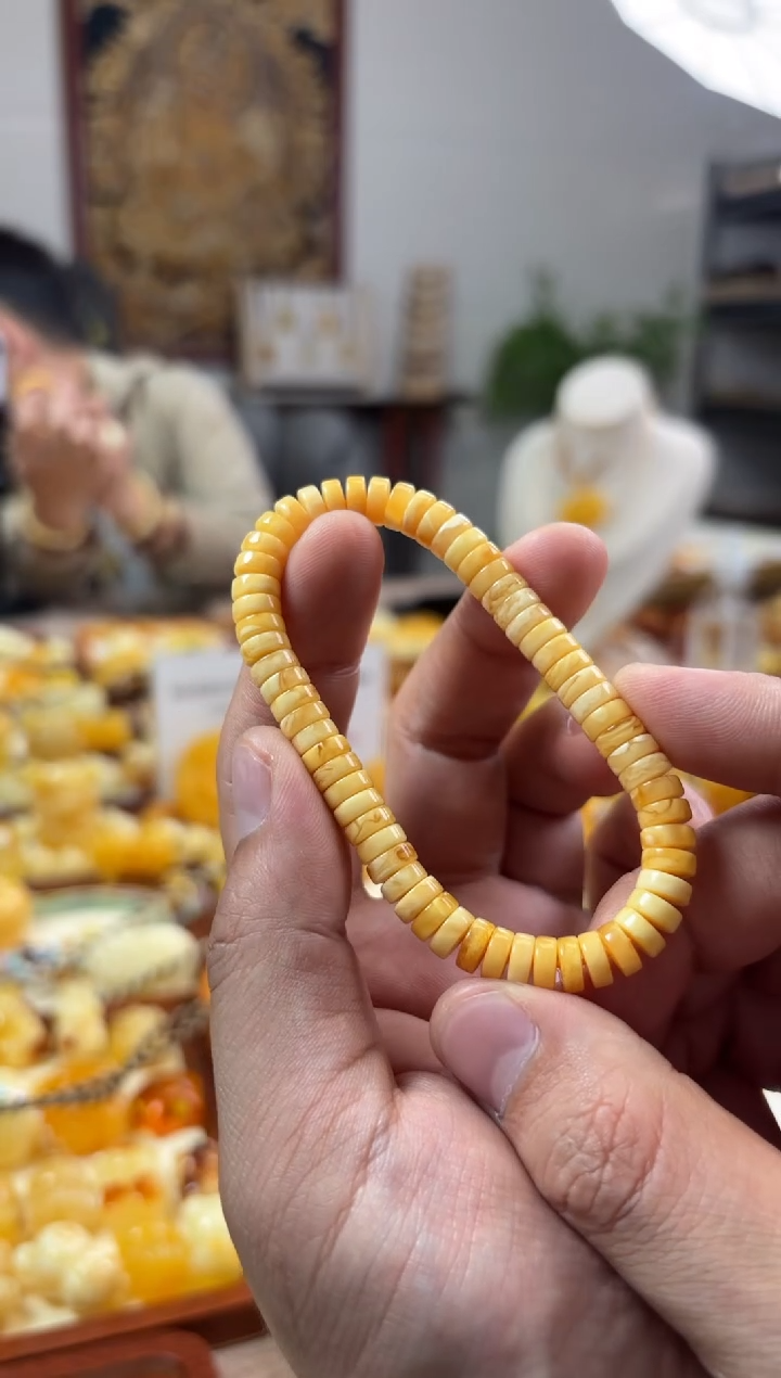 未镶嵌蜜蜡裸石手串