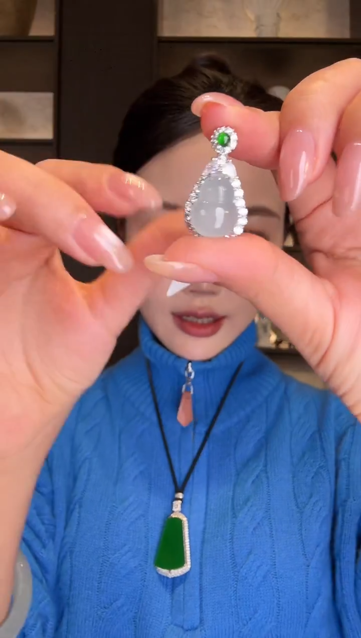 颈饰银S925镶嵌翡翠70