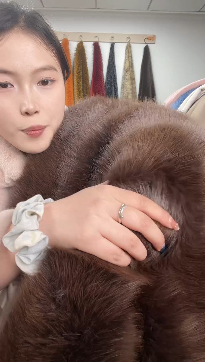 狐狸毛D668尺寸1.8*1.6