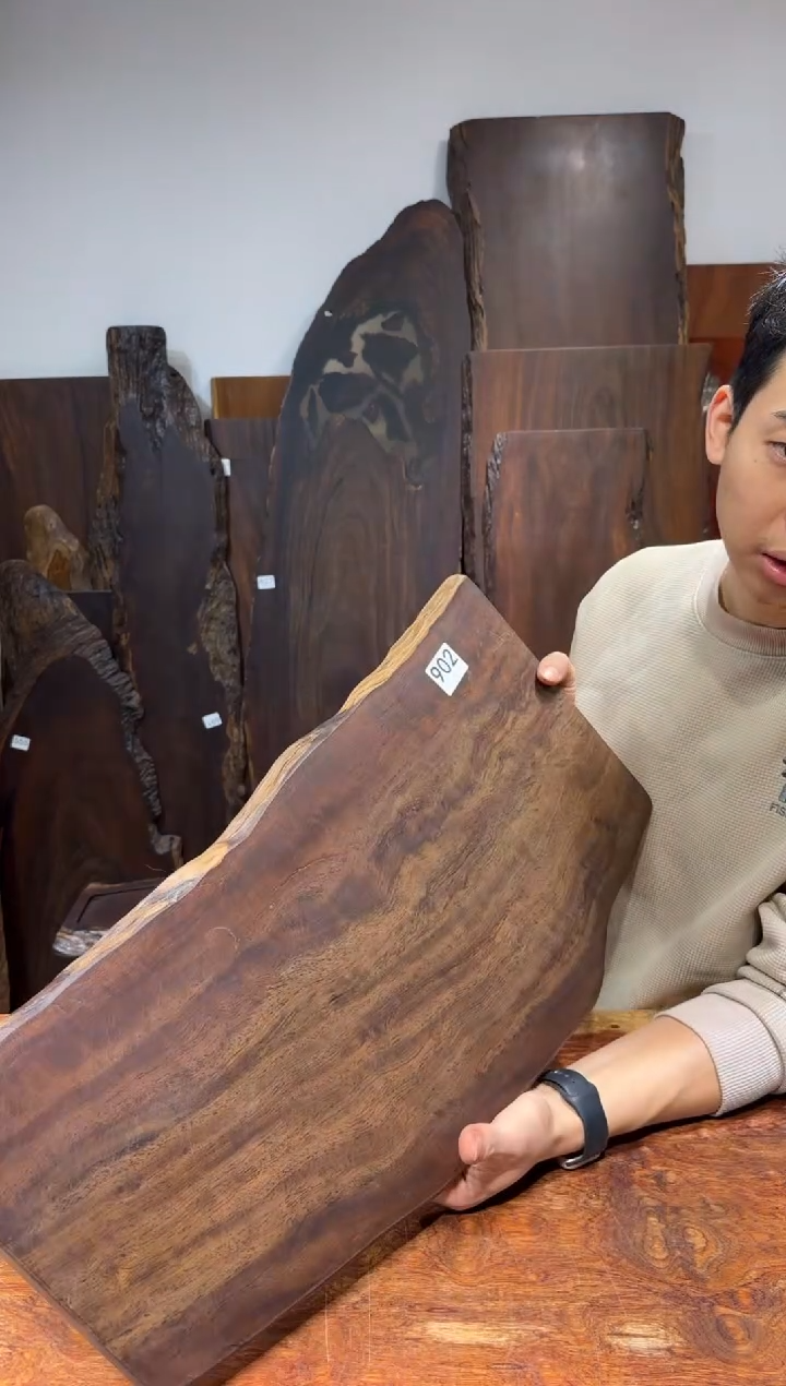 风车木（黑檀木）尺寸60*30*2.3编号902