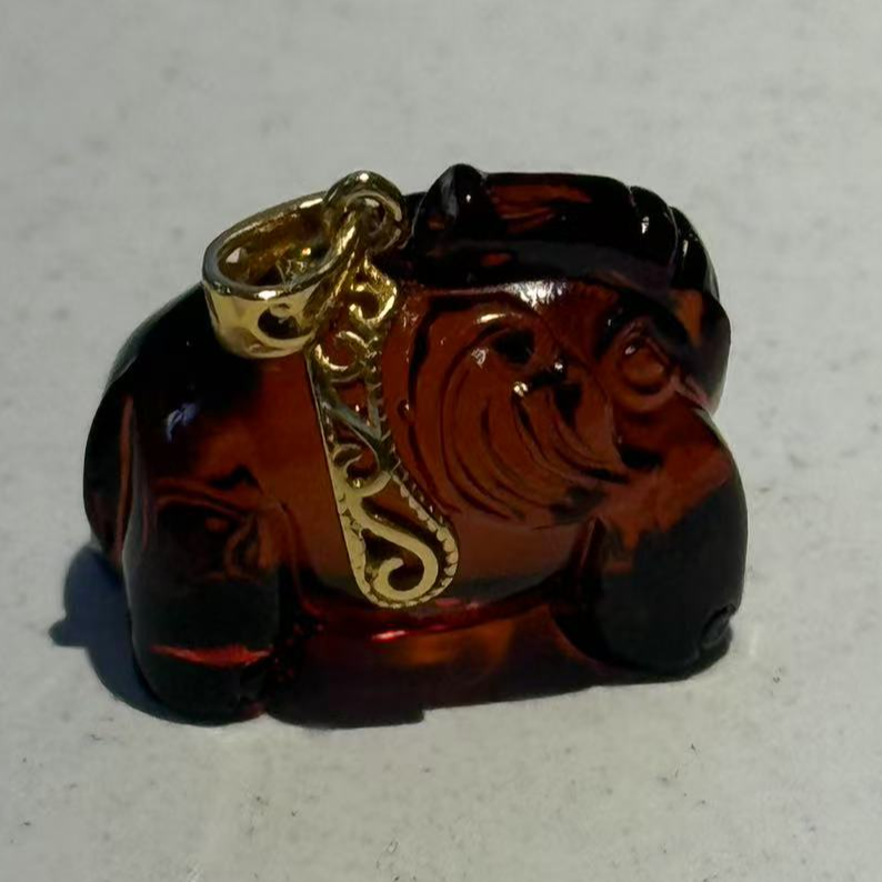 【心如珠宝赐福】血珀大象吊坠 250306207131