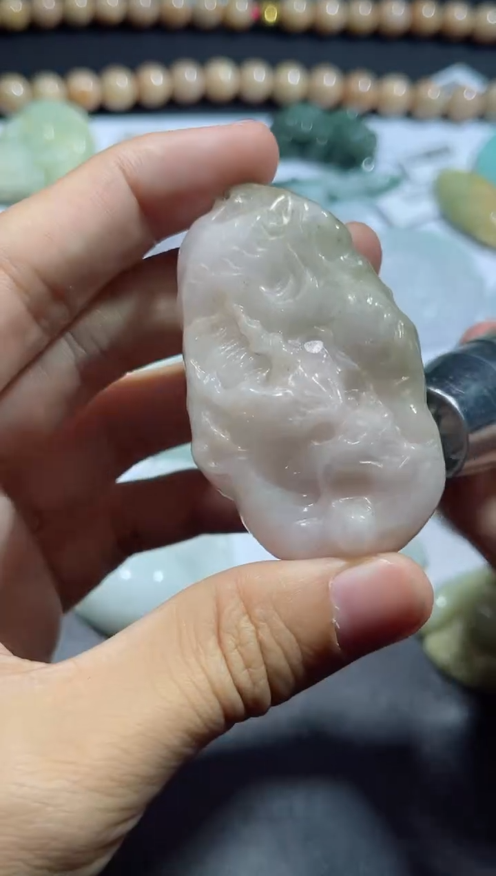 【闪购商品】翡翠颈饰未镶嵌00013700