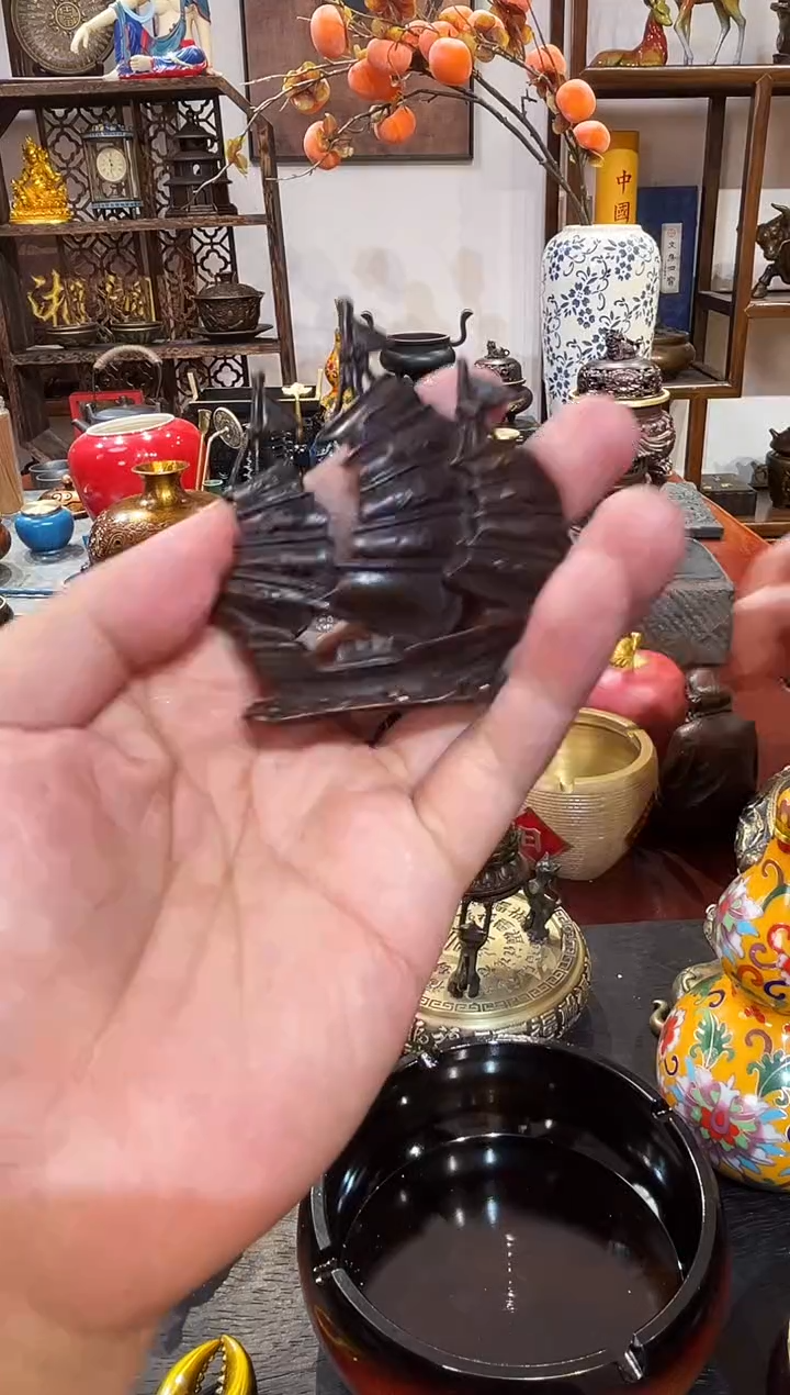 千色造物，彩器时代