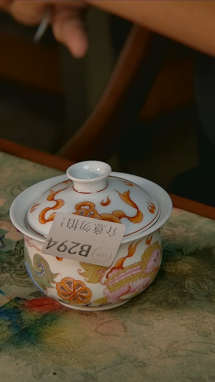 杯手工手绘杯杯很美丽