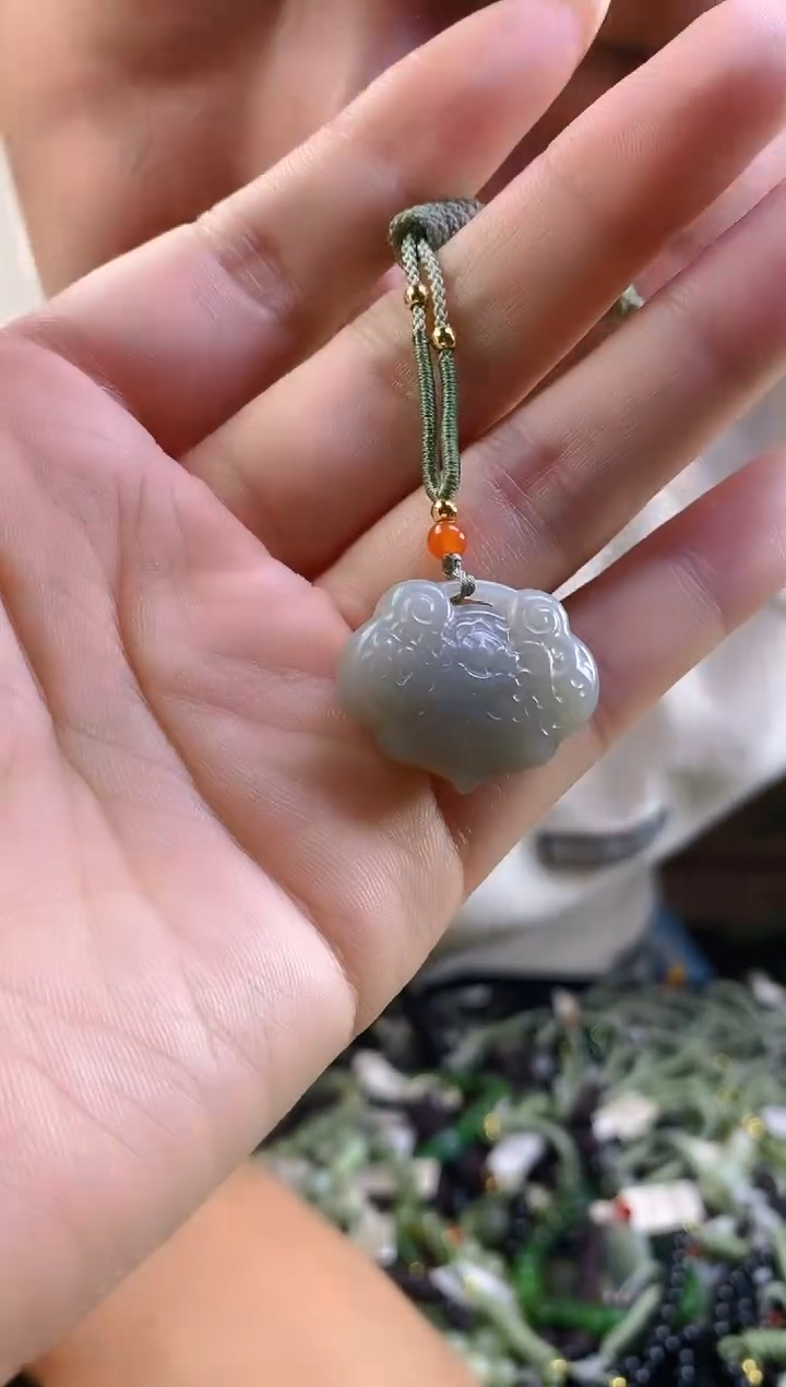 和田玉未镶嵌颈饰多样性发货，拍一发一