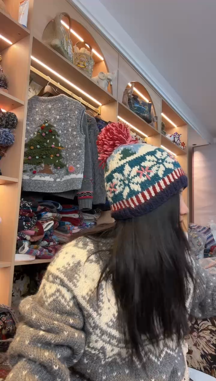 羊毛蓝色雪花单球帽