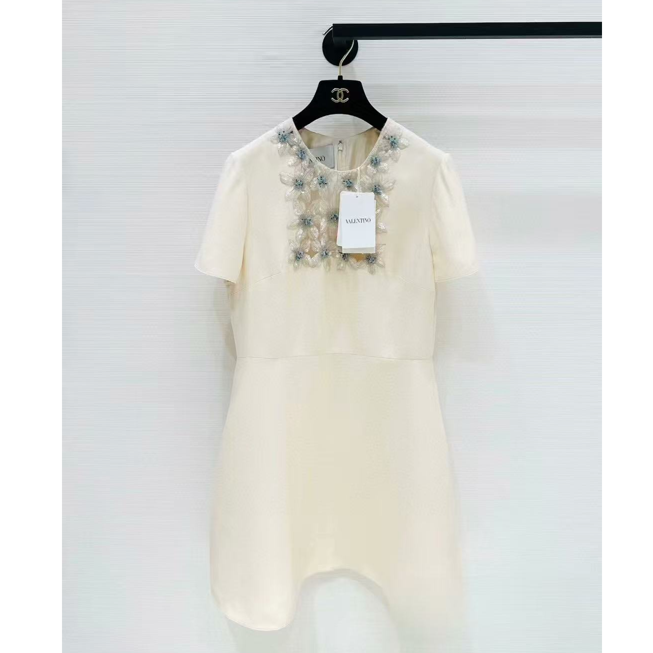 全新未使用 Valentino/华伦天奴 双双臻选/vv01833/连衣裙/44码