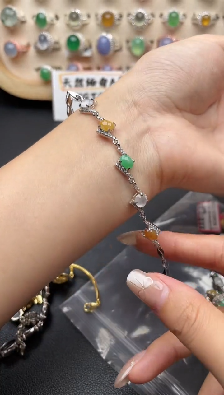 【闪购商品】翡翠银S925镶嵌戒指一物一证一礼盒