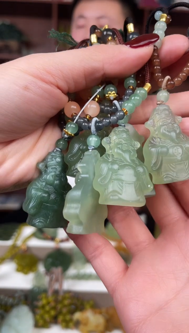 未镶嵌蛇纹石玉颈饰多样性发货拍一发一