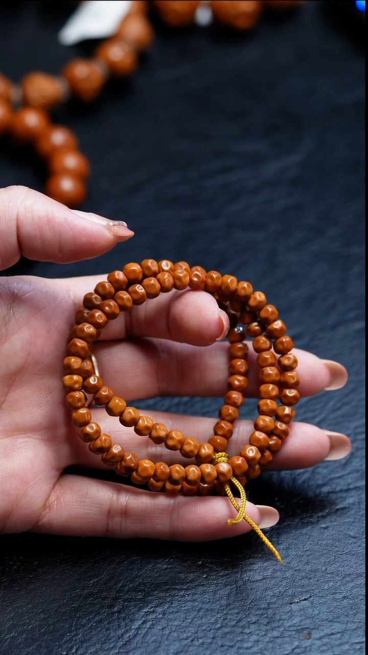 吊坠橄榄核哎****·苏工橄榄核