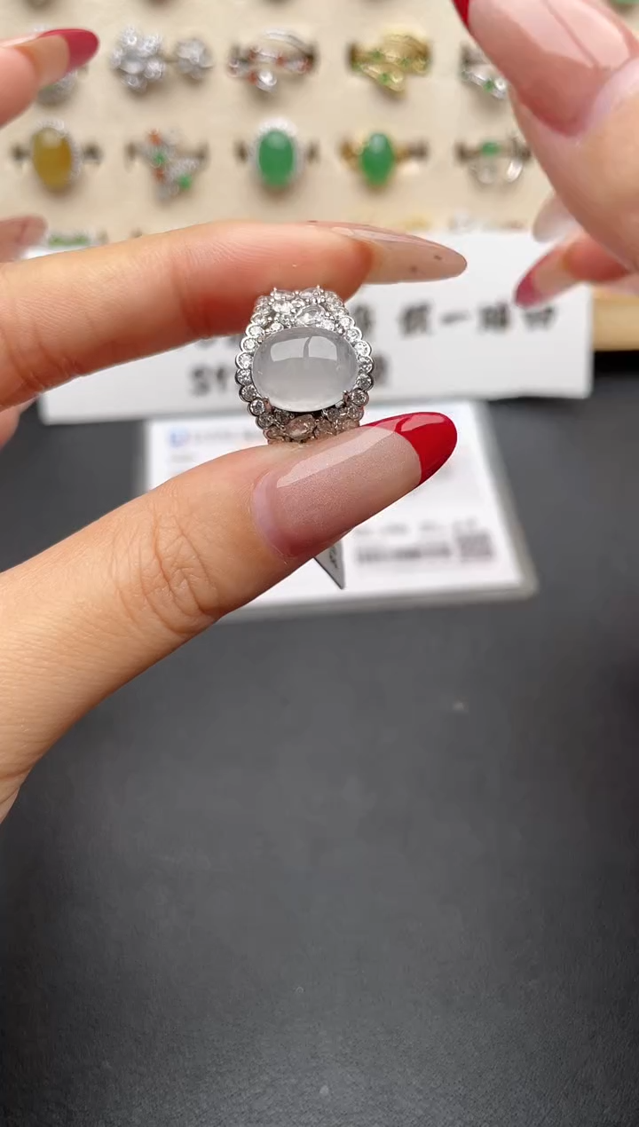 【闪购商品】翡翠戒指银S925镶嵌一物一证一礼盒