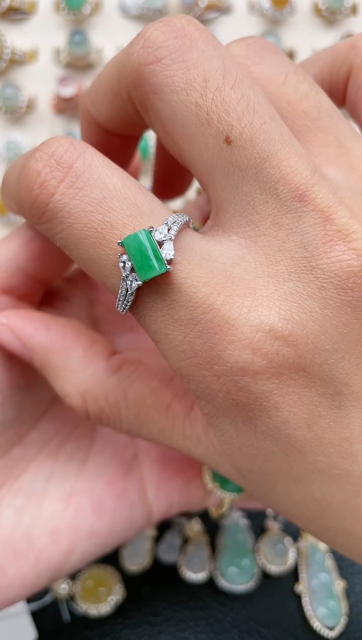 【闪购商品】翡翠戒指银S925镶嵌1111