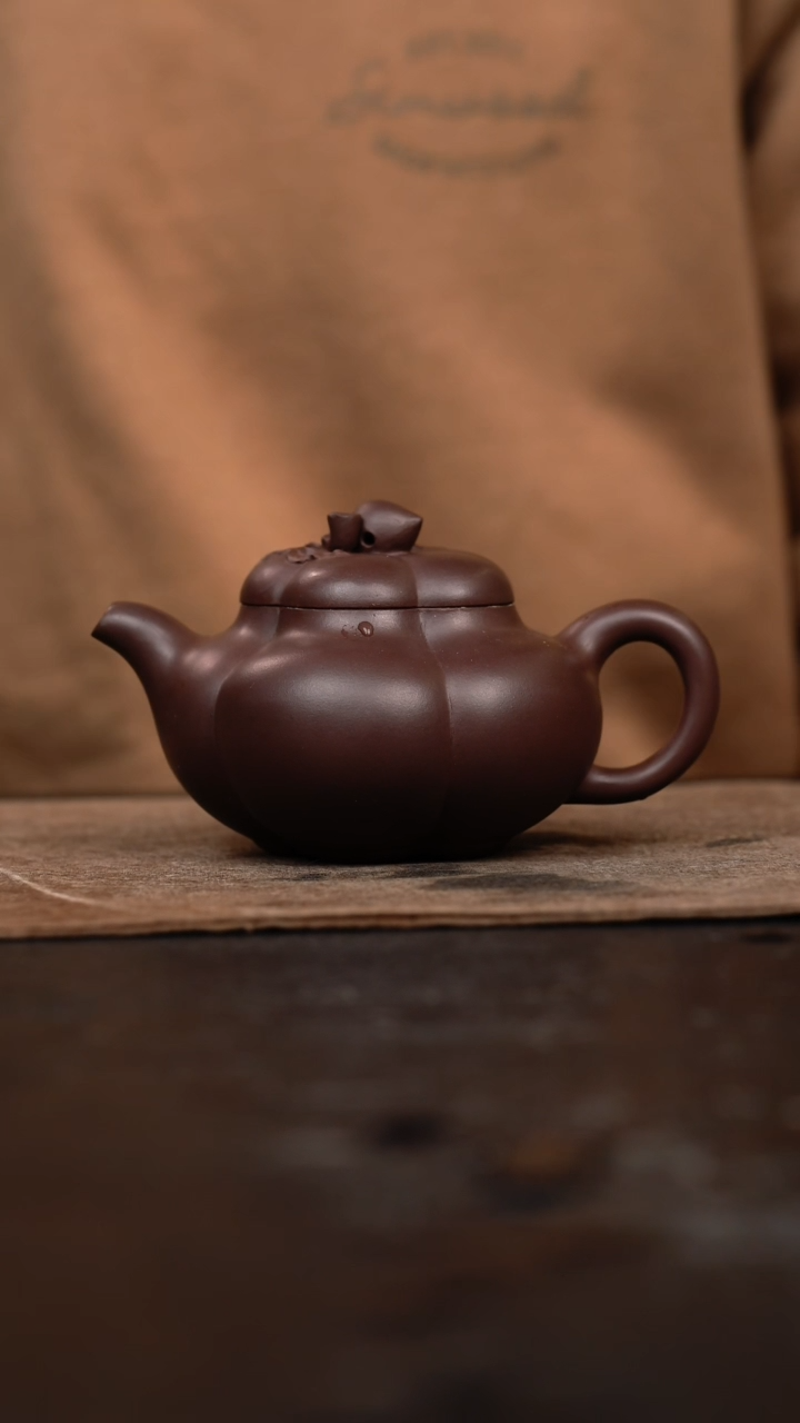 【闪购商品】紫砂茶壶全手工上合桃165cc