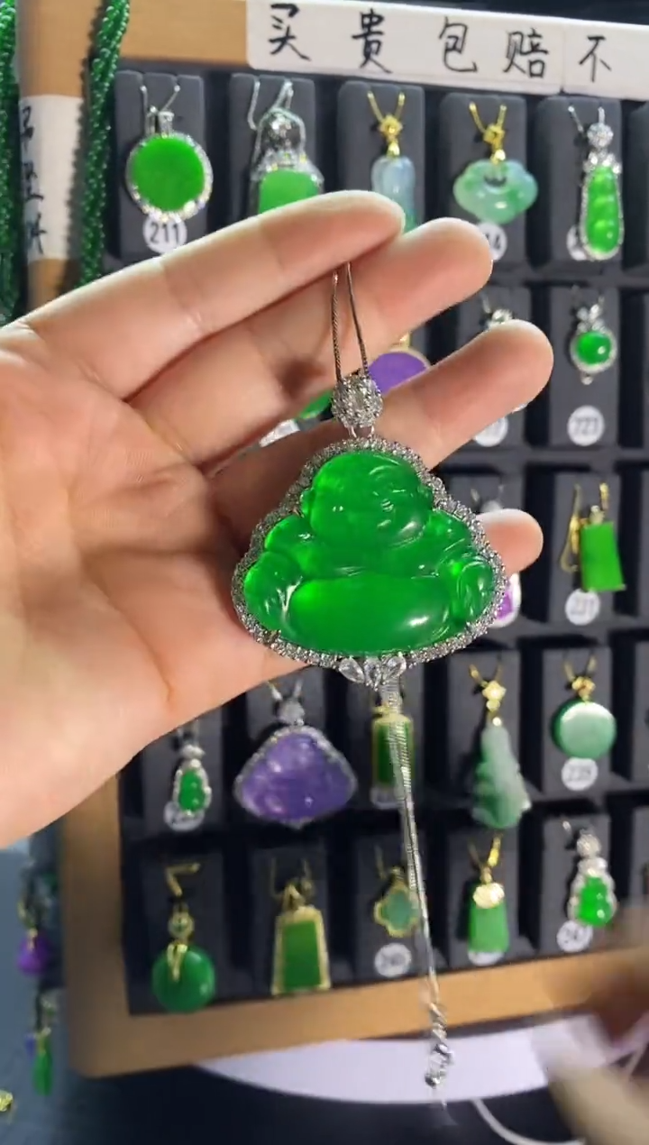 【闪购商品】翡翠耳饰银S925镶嵌镶嵌大绿佛