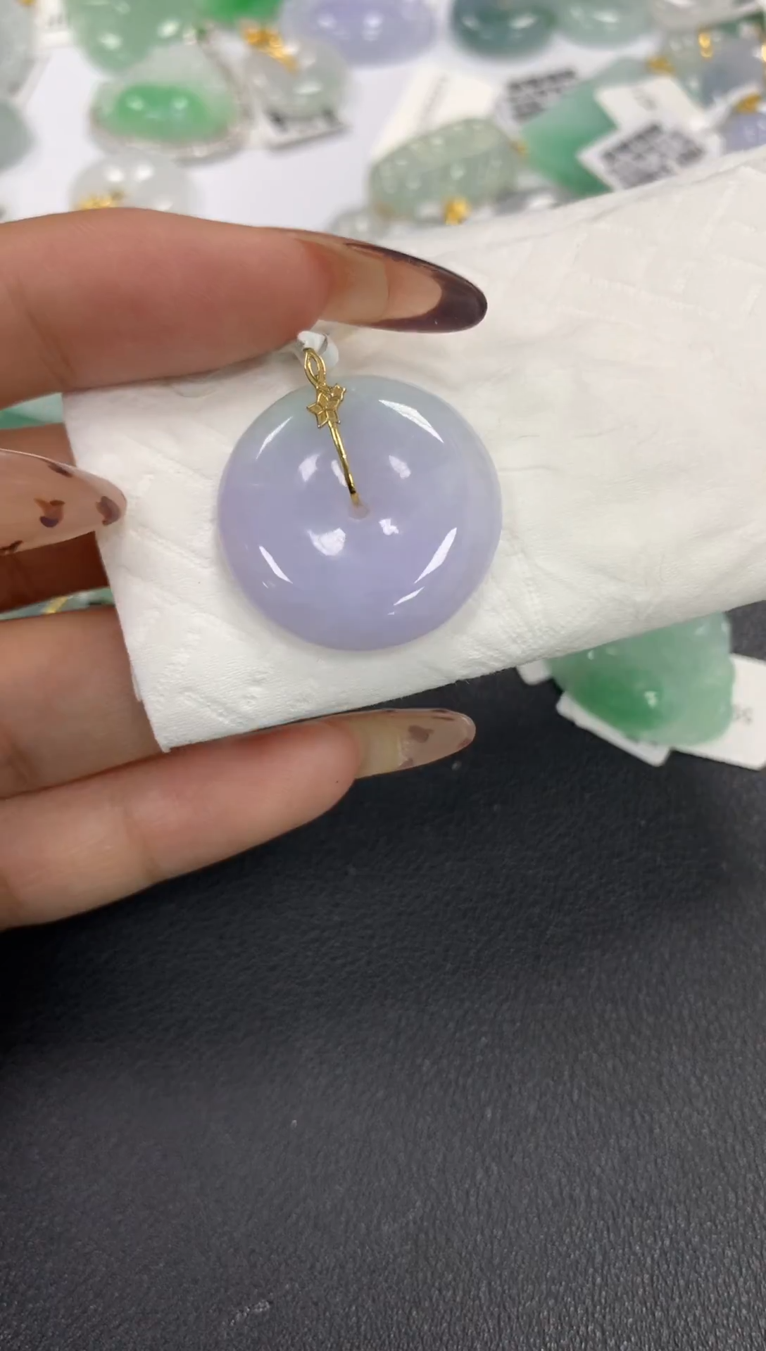 颈饰18K金镶嵌翡翠a货假一赔三支持复检百元上9元证书费自理