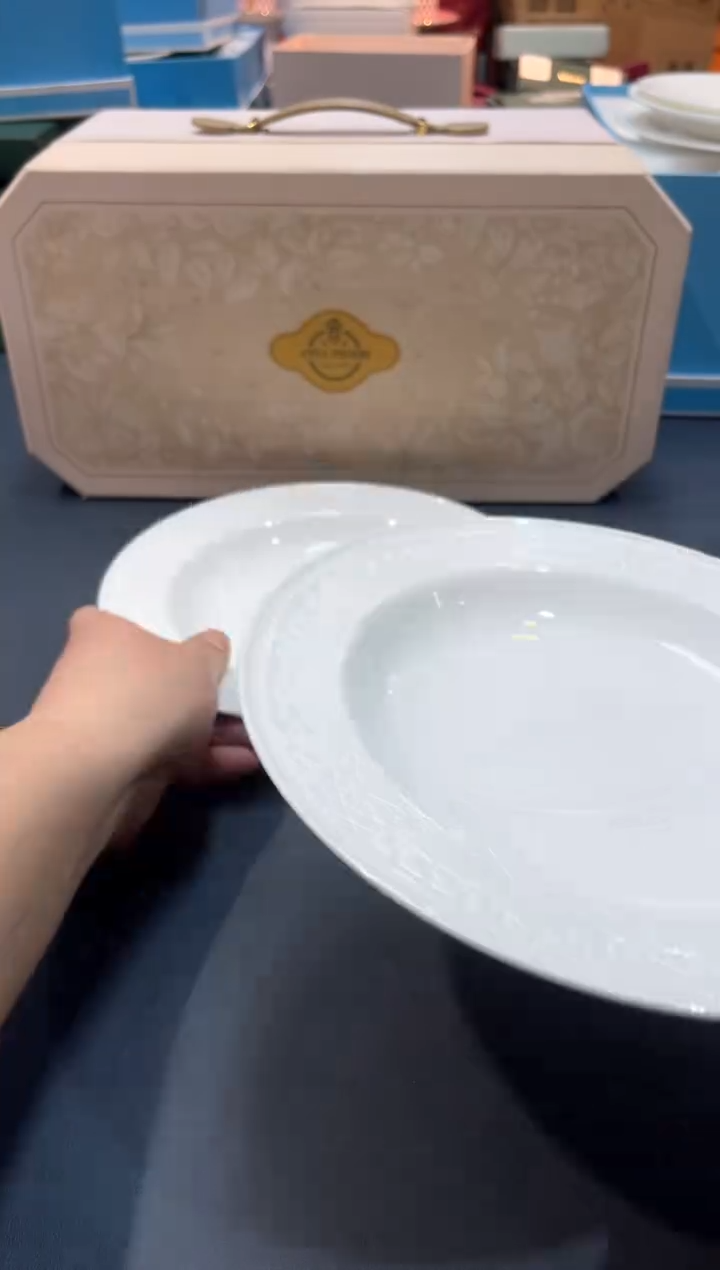 【闪购商品】碗C956全场正品，京东包邮