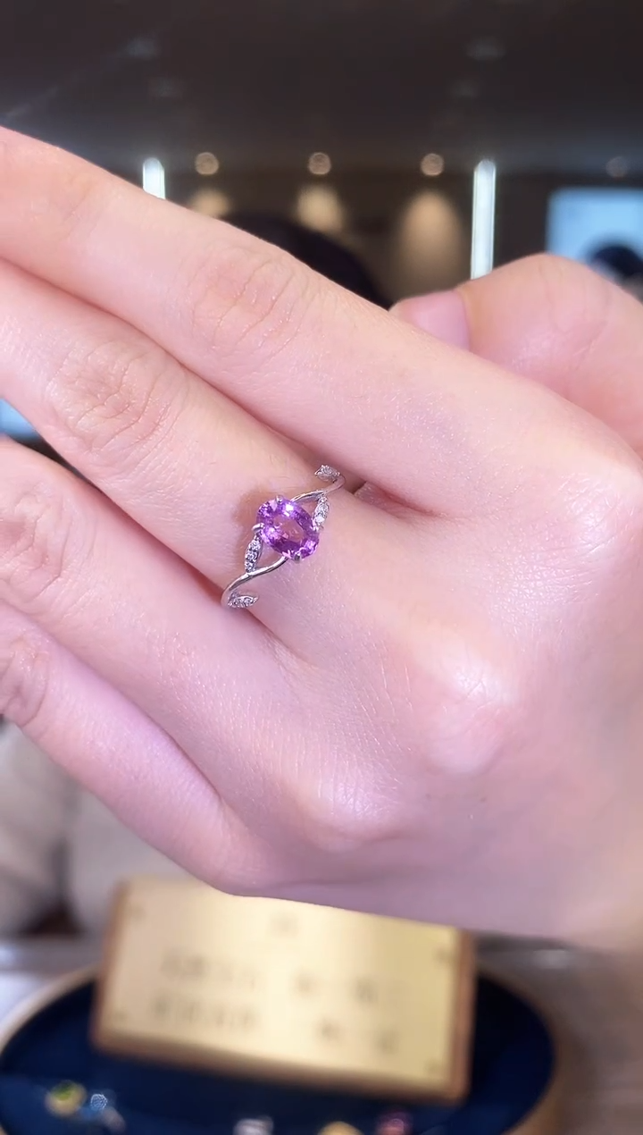 【闪购商品】蓝宝石戒指18K金镶嵌04