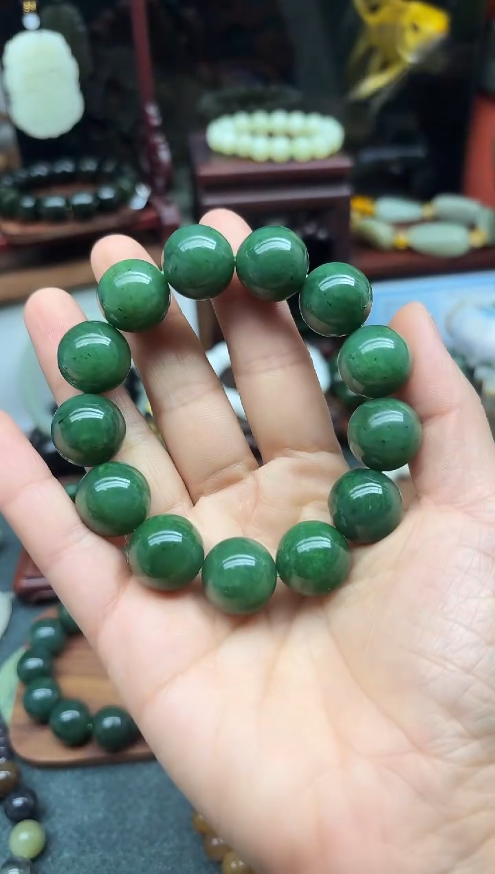 未镶嵌手链和田玉16MM  碧玉直切