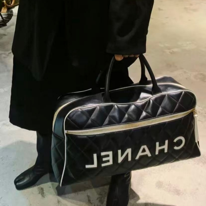 95新 Chanel/香奈儿 黑白秀款康鹏保龄球手提旅行包 长47 3开带卡