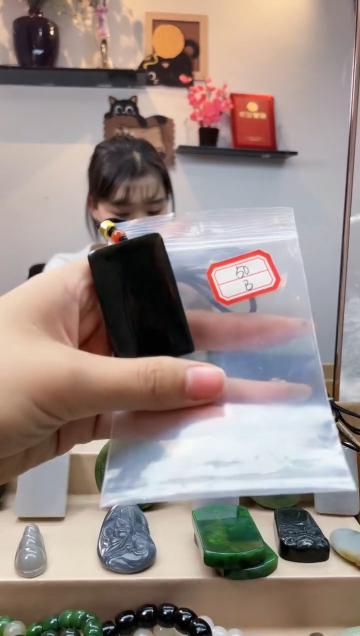 未镶嵌和田玉挂件1