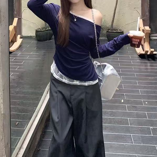 纯欲风蕾丝花边拼接百搭T恤女秋季新款气质修身显瘦斜领露肩上衣 