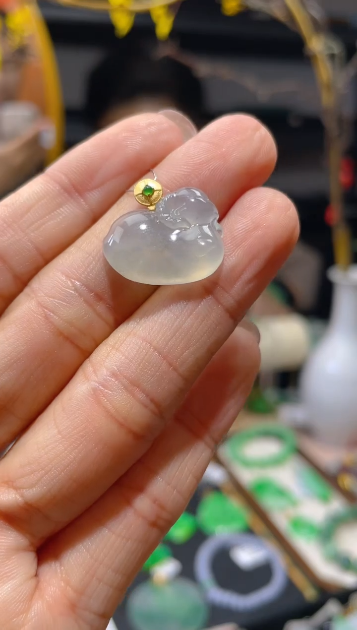 【闪购商品】翡翠颈饰18K金镶嵌假一赔三