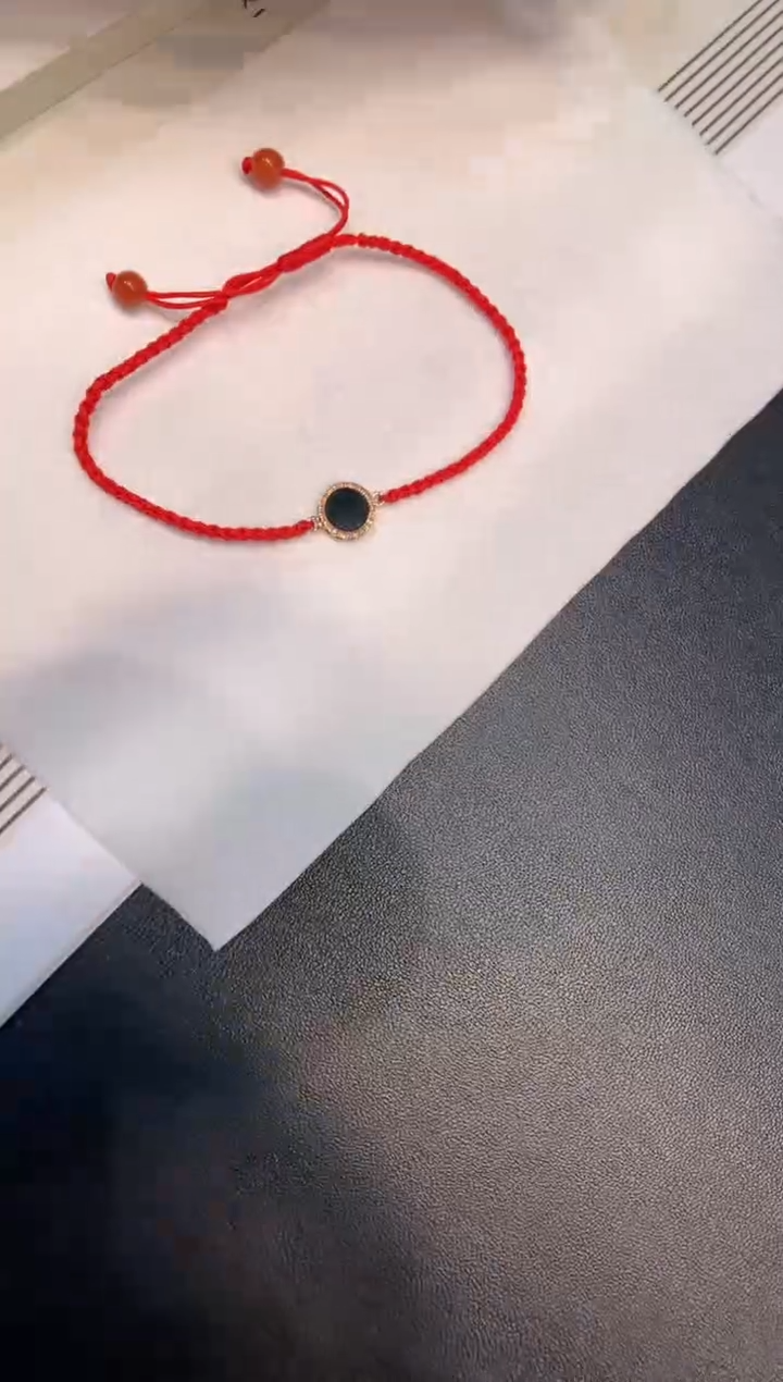 18K金镶嵌手绳翡翠手绳 