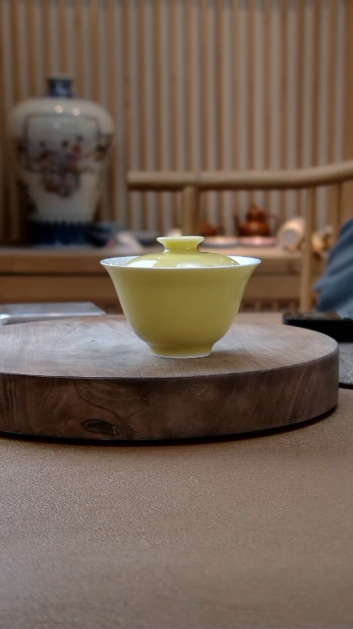 【闪购商品】文俊窑鹅黄念手盖碗。。。