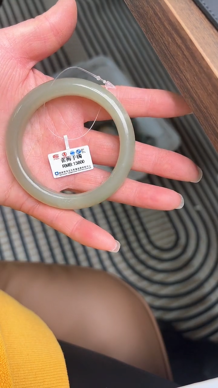 【闪购商品】和田玉手镯未镶嵌圈口57 S-20