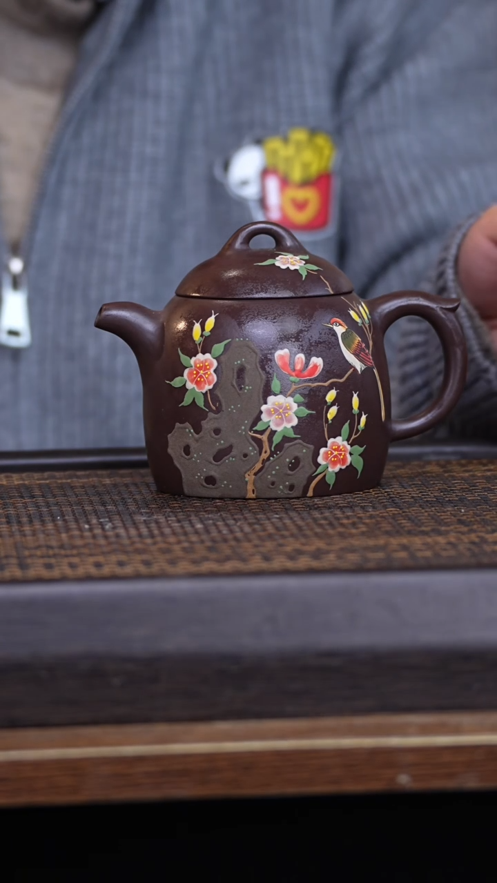 【闪购商品】紫砂茶壶45678932146789