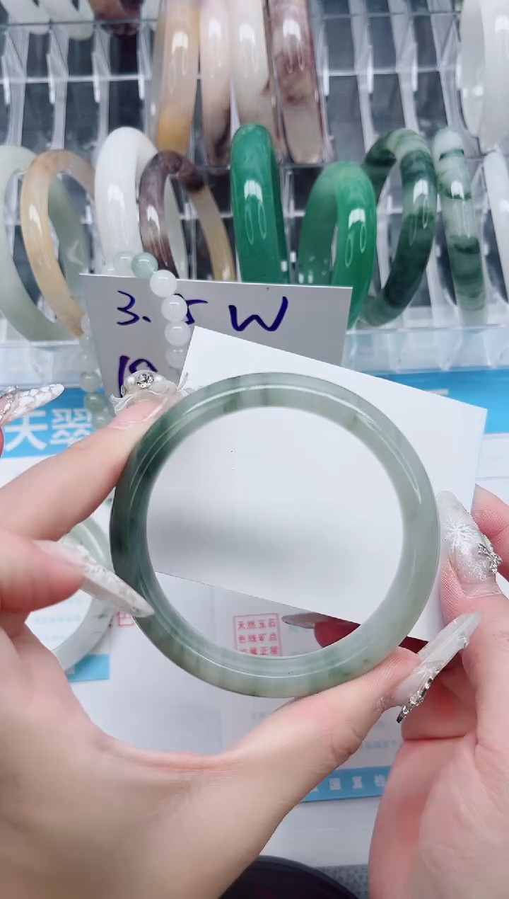 【闪购商品】石英质玉手镯未镶嵌A292-60