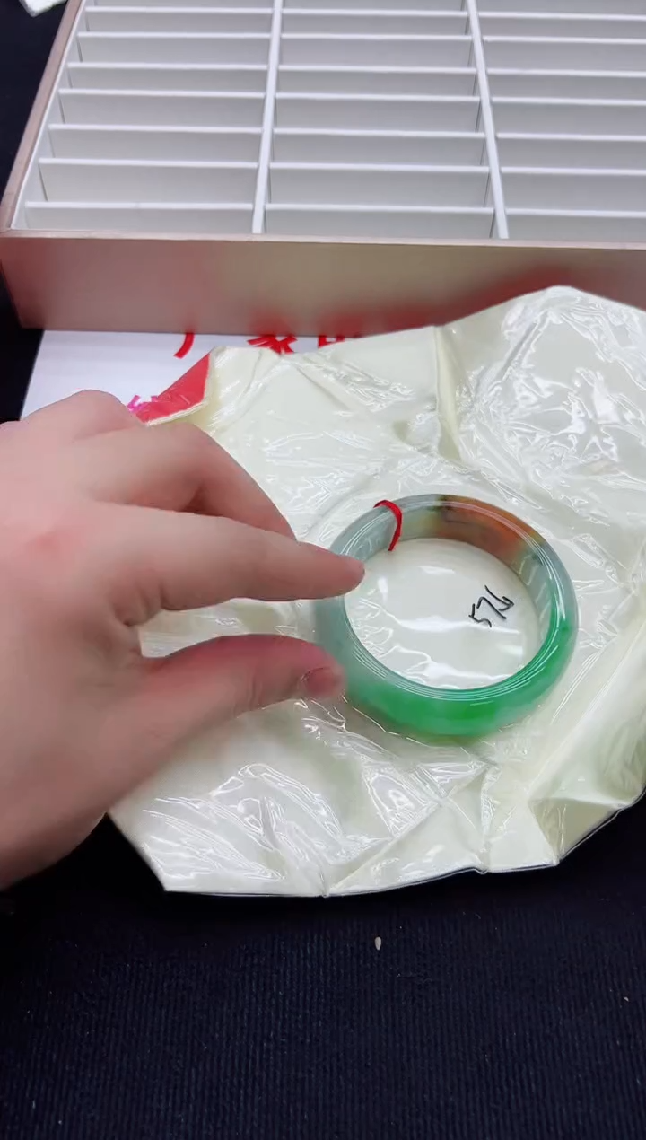 【闪购商品】233 所见即所得 拍啥发啥