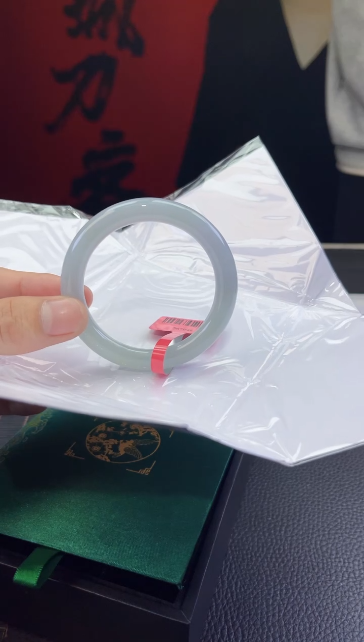 【闪购商品】翡翠手镯未镶嵌翡翠手镯